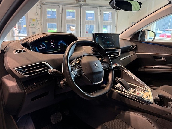 Peugeot 3008 7 of 28