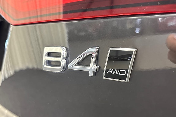 Volvo V60 Cross Country 19 of 28