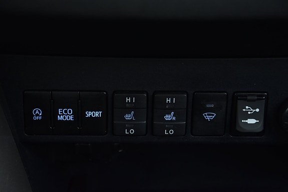 Toyota RAV4 21 of 27