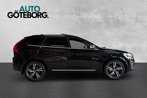 Volvo XC60 3 of 17