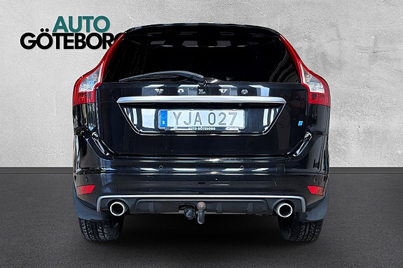 Volvo XC60 5 of 17