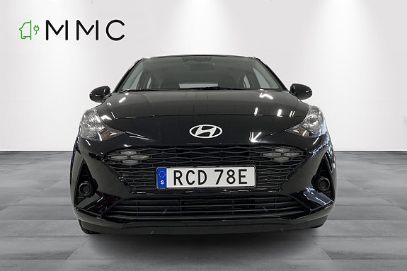 Hyundai i10 4 of 12