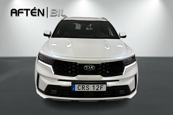 Kia Sorento 3 of 30
