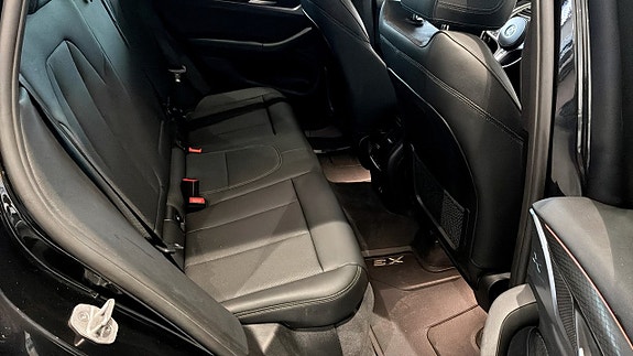 BMW X3 5 of 9