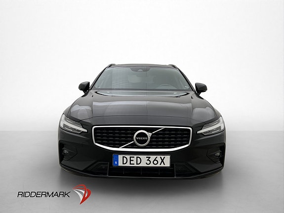 Volvo V60 2 of 30