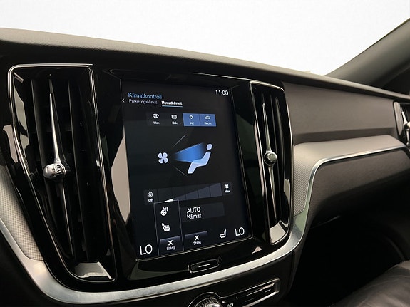 Volvo V60 24 of 30