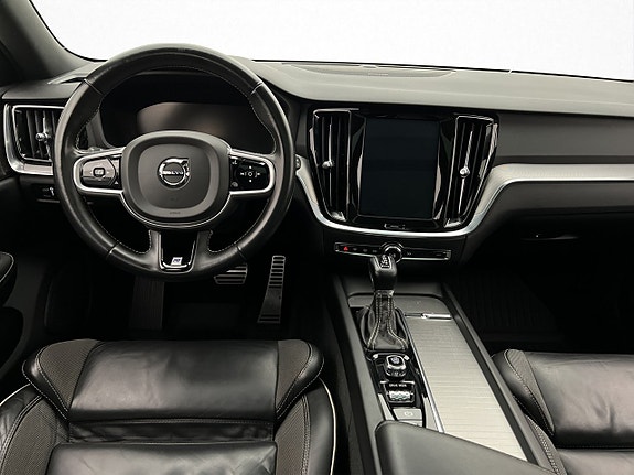 Volvo V60 14 of 30