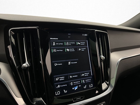 Volvo V60 27 of 30