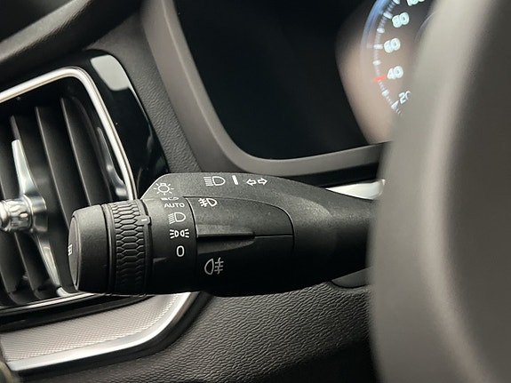 Volvo V60 20 of 30