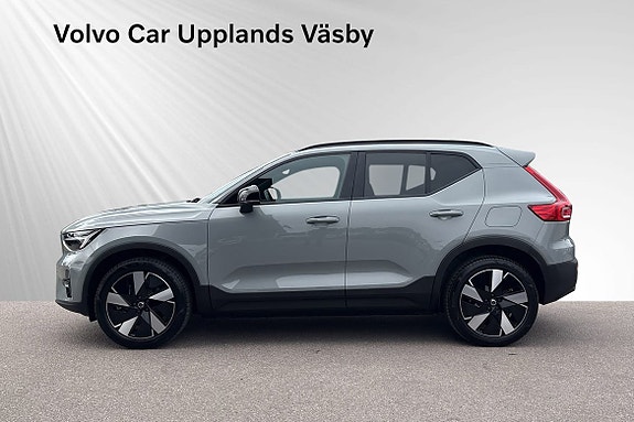 Volvo EX40 3 of 14