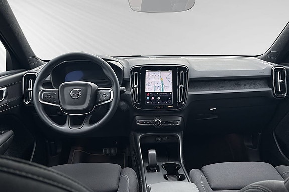 Volvo EX40 9 of 14