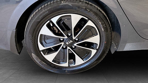 Kia Ceed 9 of 16