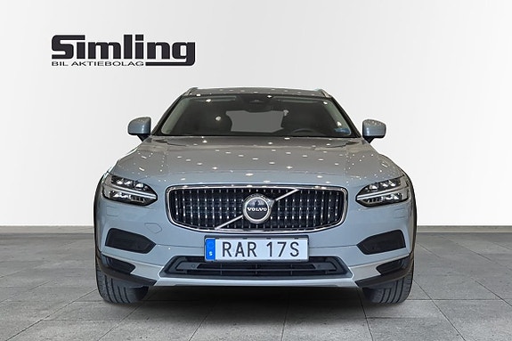 Volvo V90 Cross Country 5 of 10