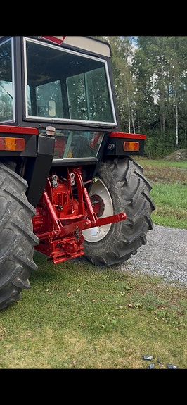 International 844 3 of 4