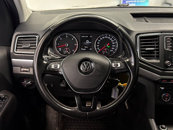 Volkswagen Amarok 23 of 30