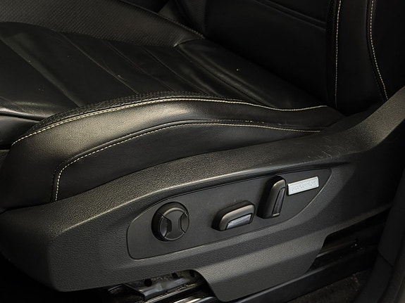 Volkswagen Amarok 19 of 30
