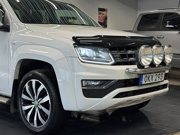 Volkswagen Amarok 8 of 30