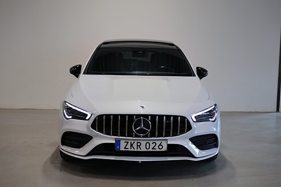Mercedes-Benz CLA250 e 4 of 27