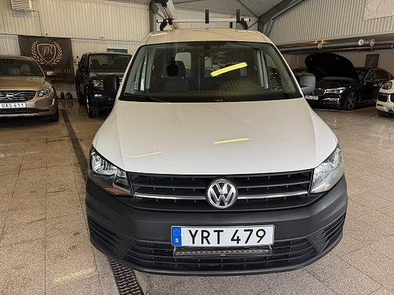 Volkswagen Caddy Maxi 8 of 13