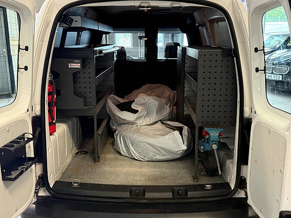 Volkswagen Caddy Maxi 9 of 13