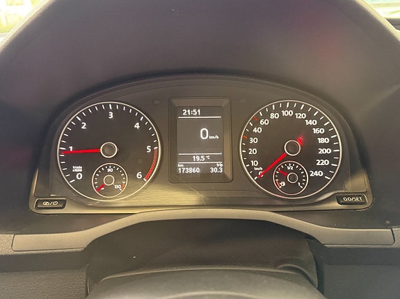 Volkswagen Caddy Maxi 13 of 13