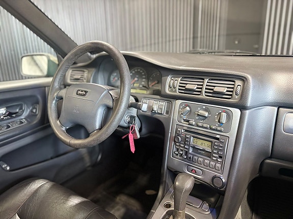 Volvo S70 9 of 11