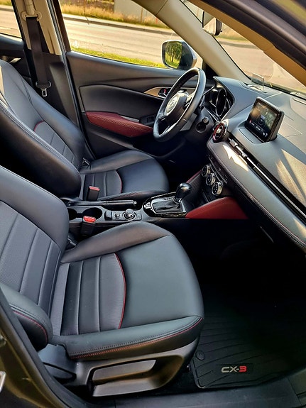 Mazda CX-3 8 of 10
