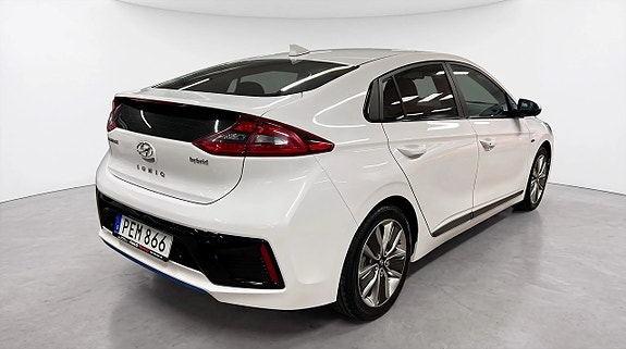 Hyundai IONIQ 4 of 24