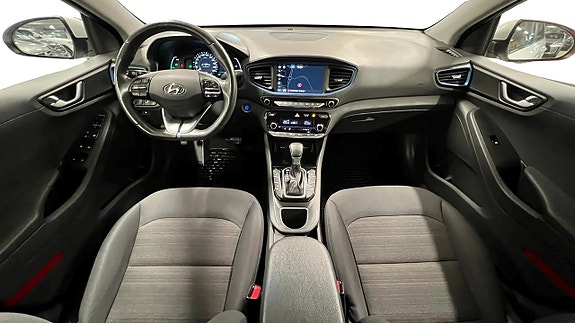 Hyundai IONIQ 6 of 24