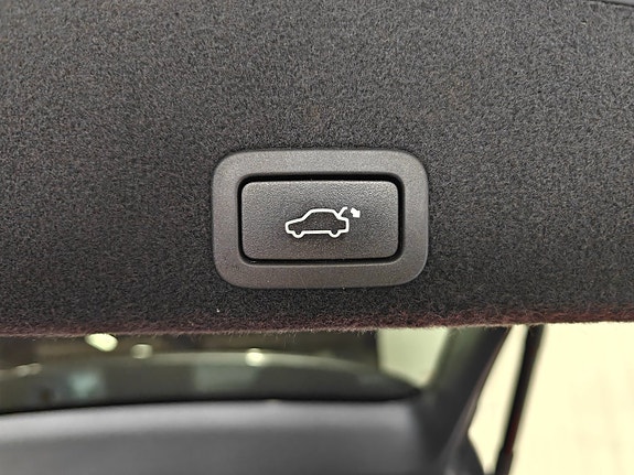 Volvo XC60 12 of 24