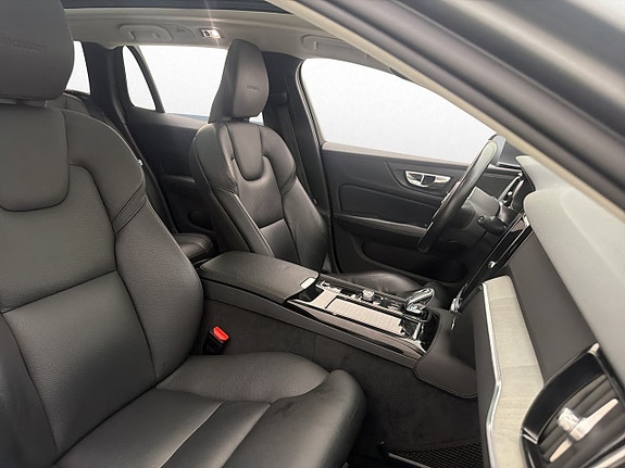 Volvo V60 16 of 30