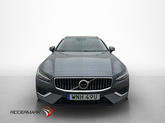 Volvo V60 2 of 30