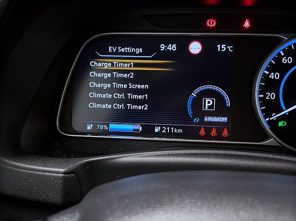 Nissan Leaf 14 of 16