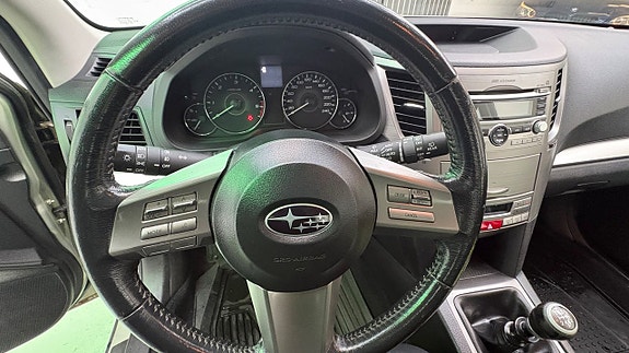 Subaru Outback 15 of 24