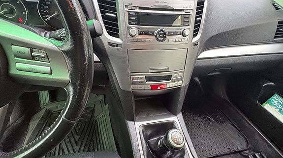 Subaru Outback 14 of 24