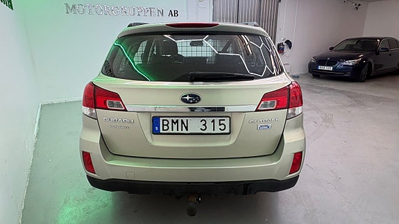 Subaru Outback 24 of 24