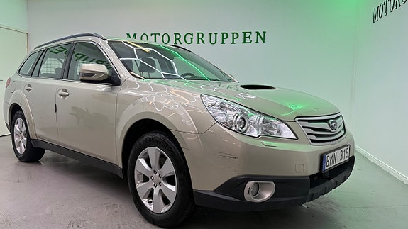 Subaru Outback 2 of 24