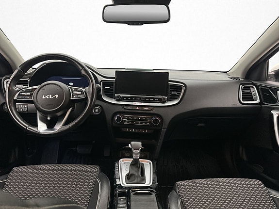 Kia XCeed 24 of 30