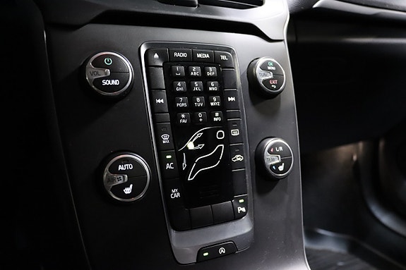Volvo V40 18 of 22