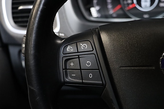Volvo V40 21 of 22