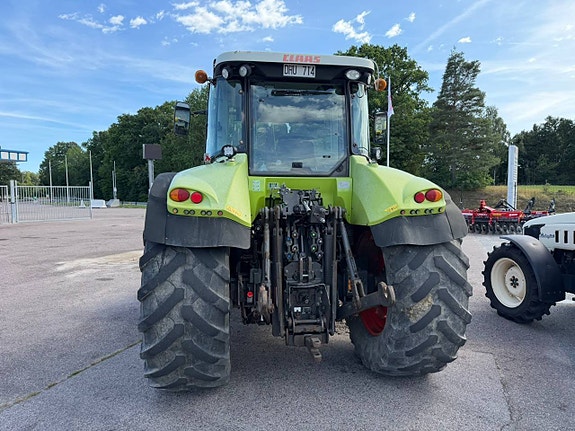 Claas Arion 640 – 175 hk, 2012 6 of 12