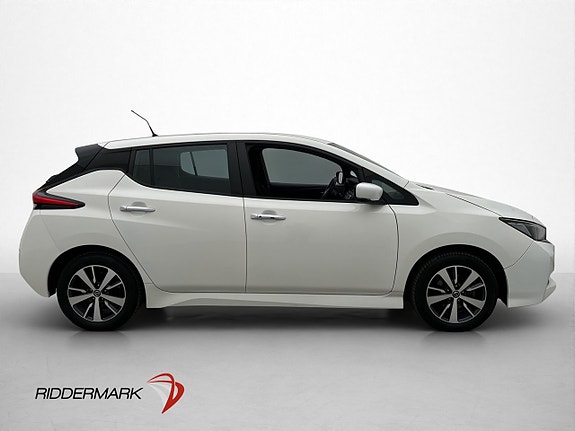 Nissan Leaf 10 of 30