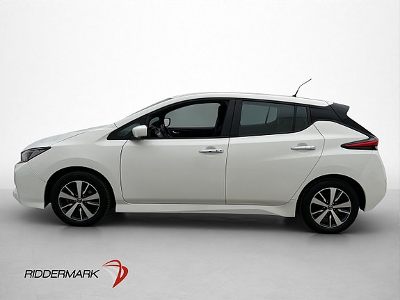 Nissan Leaf 5 of 30
