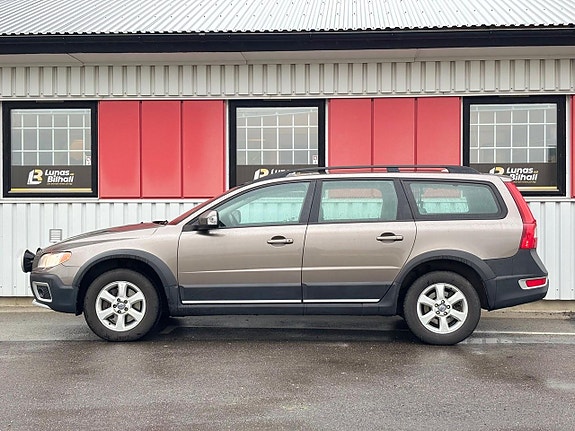 Volvo XC70 3 of 21