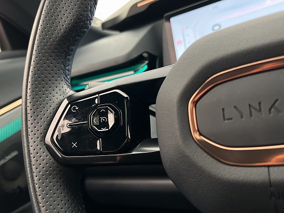 Lynk & Co 08 21 of 30