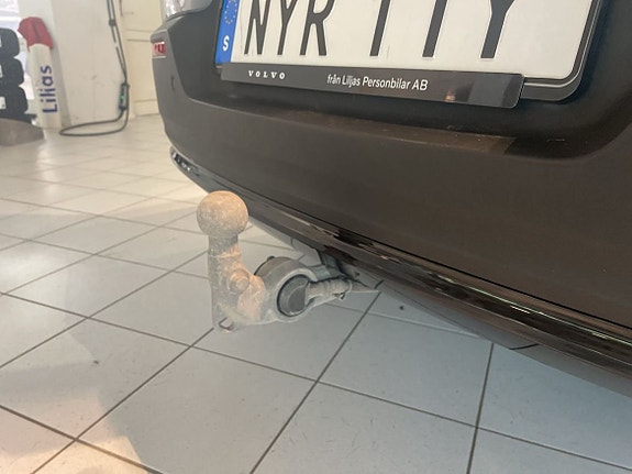 Volvo XC40 10 of 14