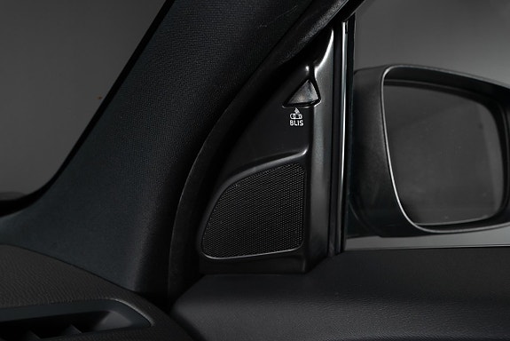 Volvo XC60 20 of 23