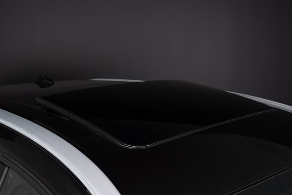 Volvo XC60 4 of 23