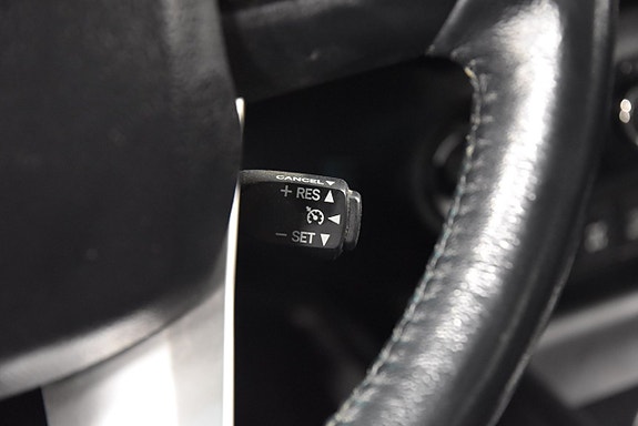 Toyota HiLux 12 of 19