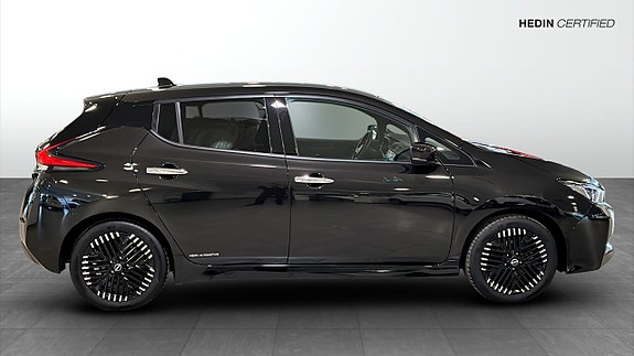 Nissan Leaf 6 of 18
